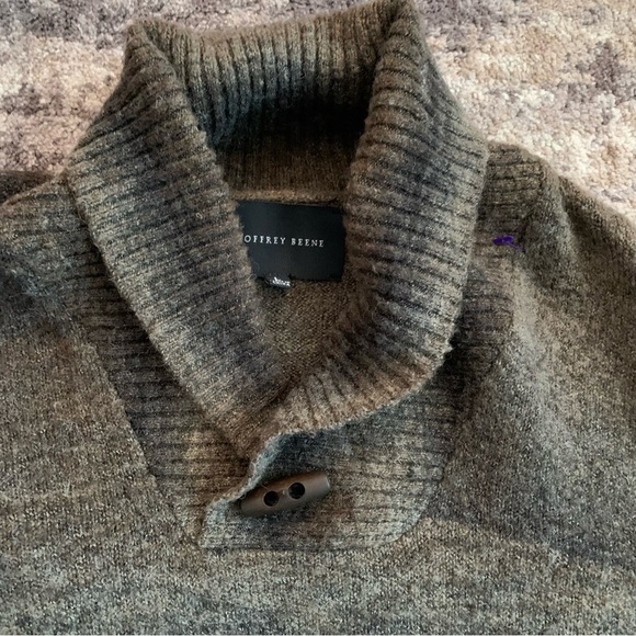 Geoffrey Beene Gray and Brown Turtleneck Sweater Cozy Knit 10% Wool - Picture 2 of 6